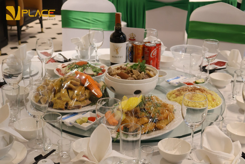 Sự kiện 20/11: Gợi ý kịch bản, ý tưởng và không gian tổ chức đáng nhớ 1 tiec vplace 12