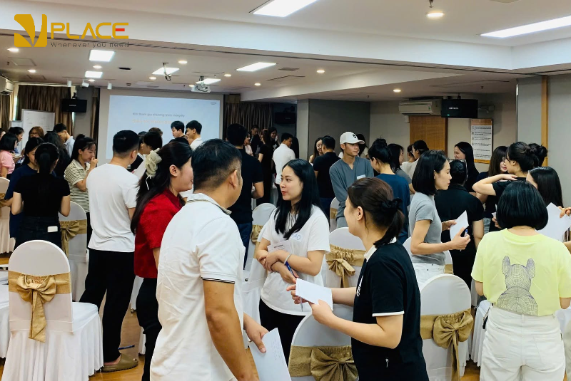Sự kiện 20/11: Gợi ý kịch bản, ý tưởng và không gian tổ chức đáng nhớ 3 processed 742838471 1628070562657394 8686817622074085516 n