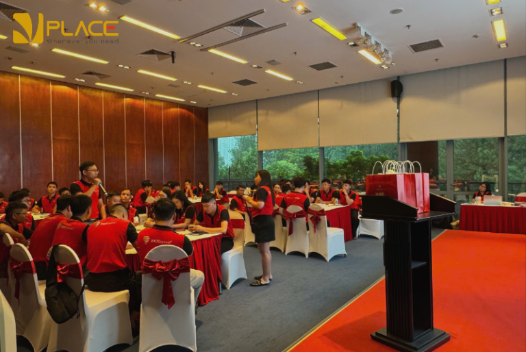 Sự kiện đào tạo nội bộ 247 Express tại hội trường Vplace - ảnh 2