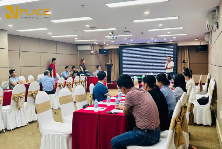 Không gian đào tạo trực tuyến: Giải pháp tổ chức lớp học hiện đại và hiệu quả