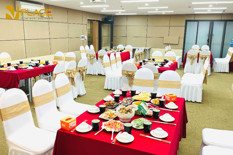 Địa điểm tổ chức sự kiện tại Hà Nội: Kinh nghiệm lựa chọn phù hợp với quy mô chương trình 2 com trua su kien VIP 1